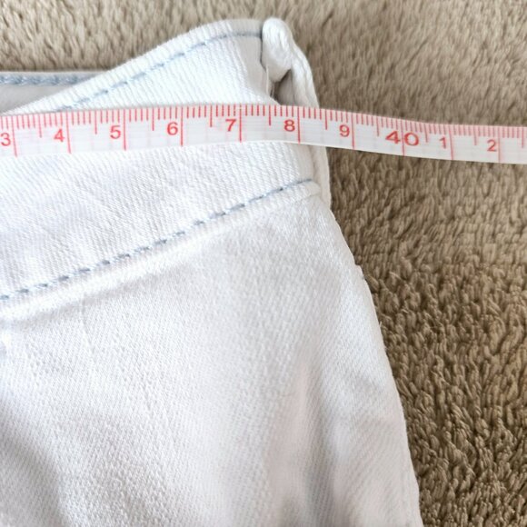 True Religion Girls Audrey White cut-off stretch Shorts, size 16 - Picture 10 of 14